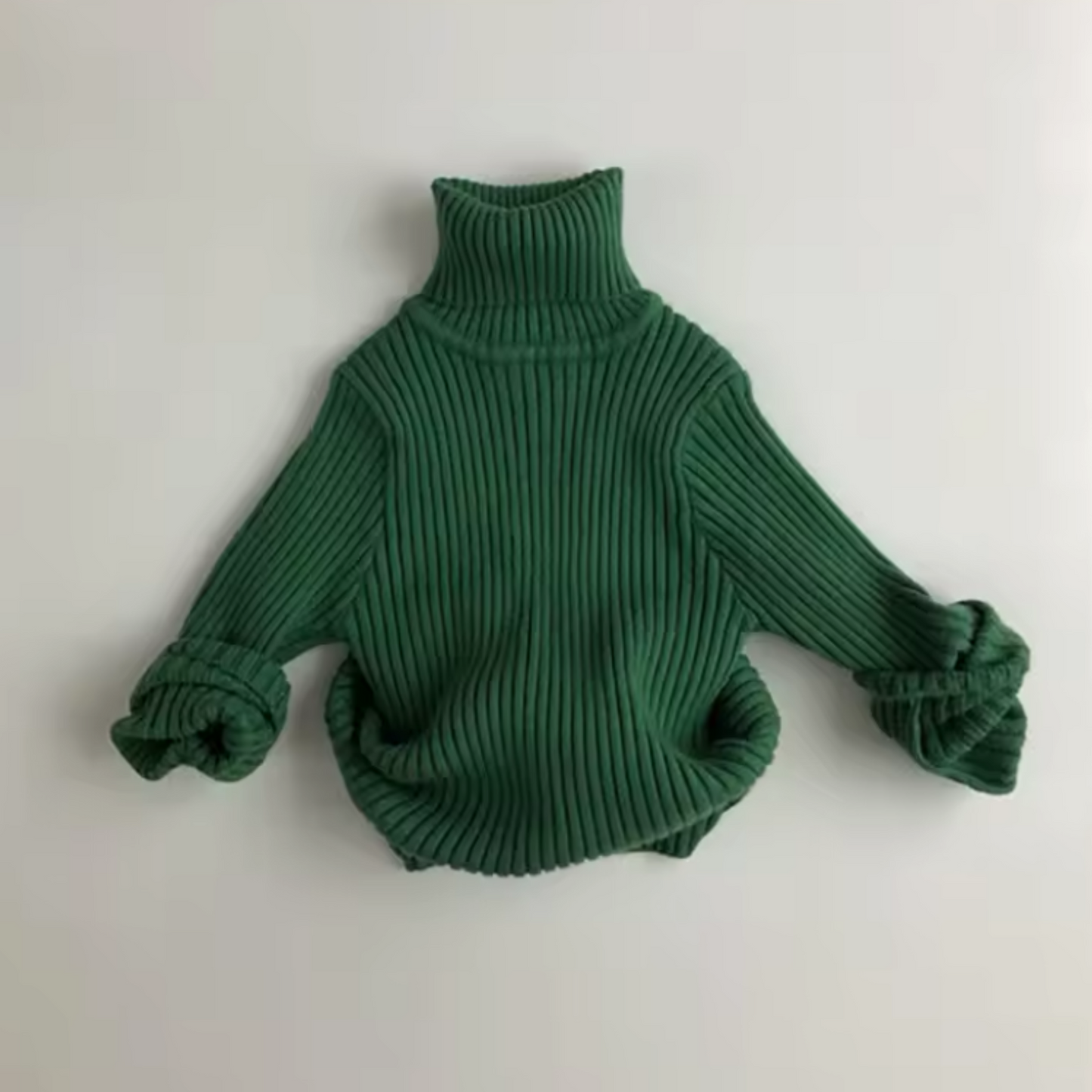 Knitted pullover turtle neck