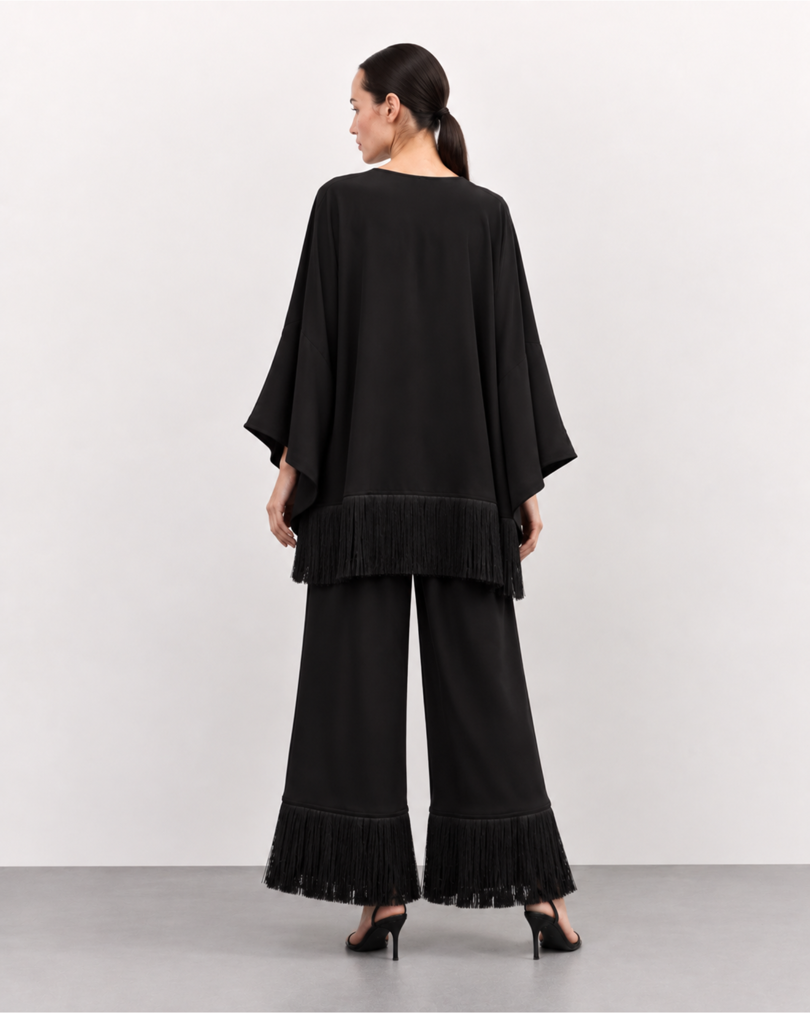 NÉVÉ FRINGE TOP