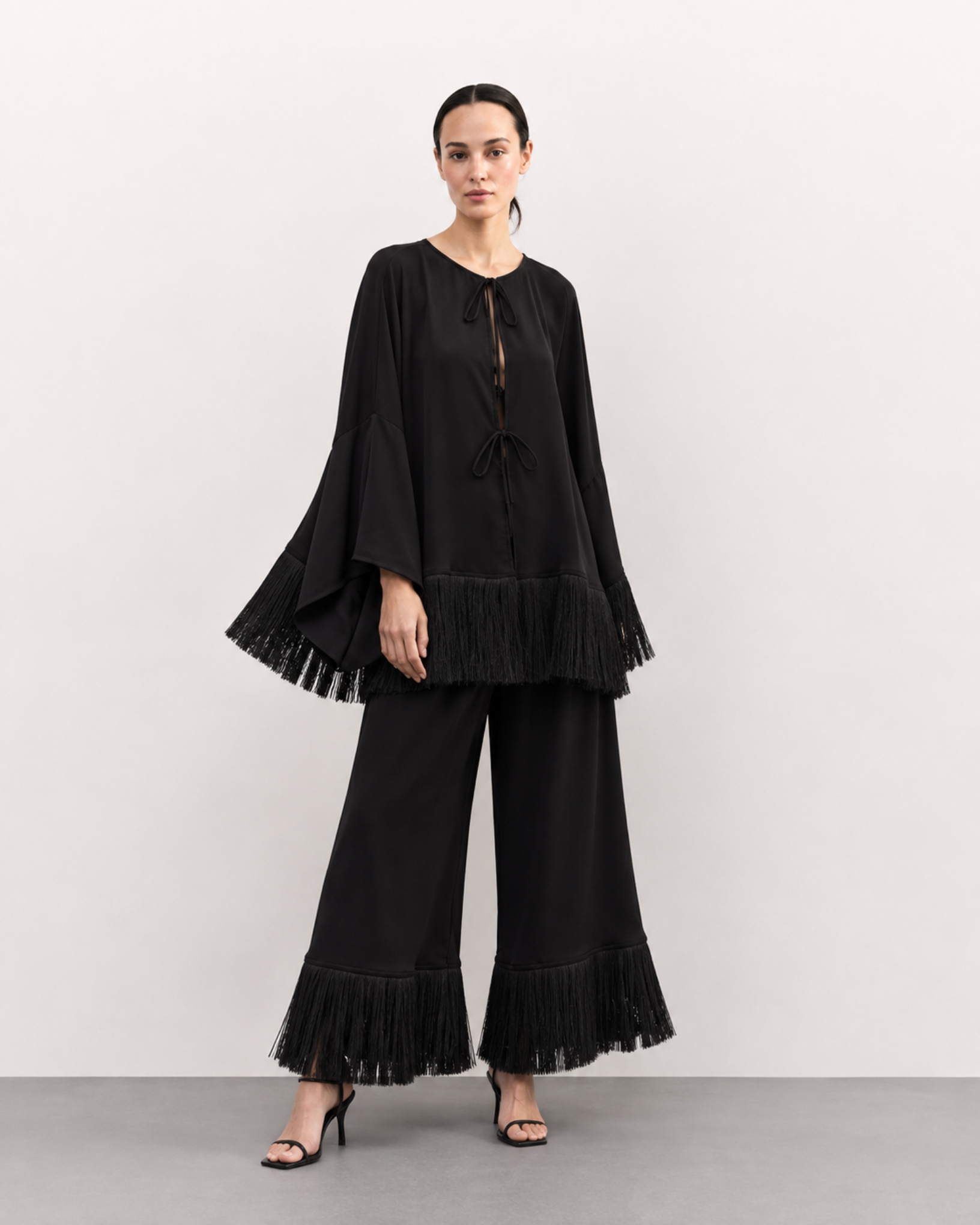 NÉVÉ FRINGE TOP