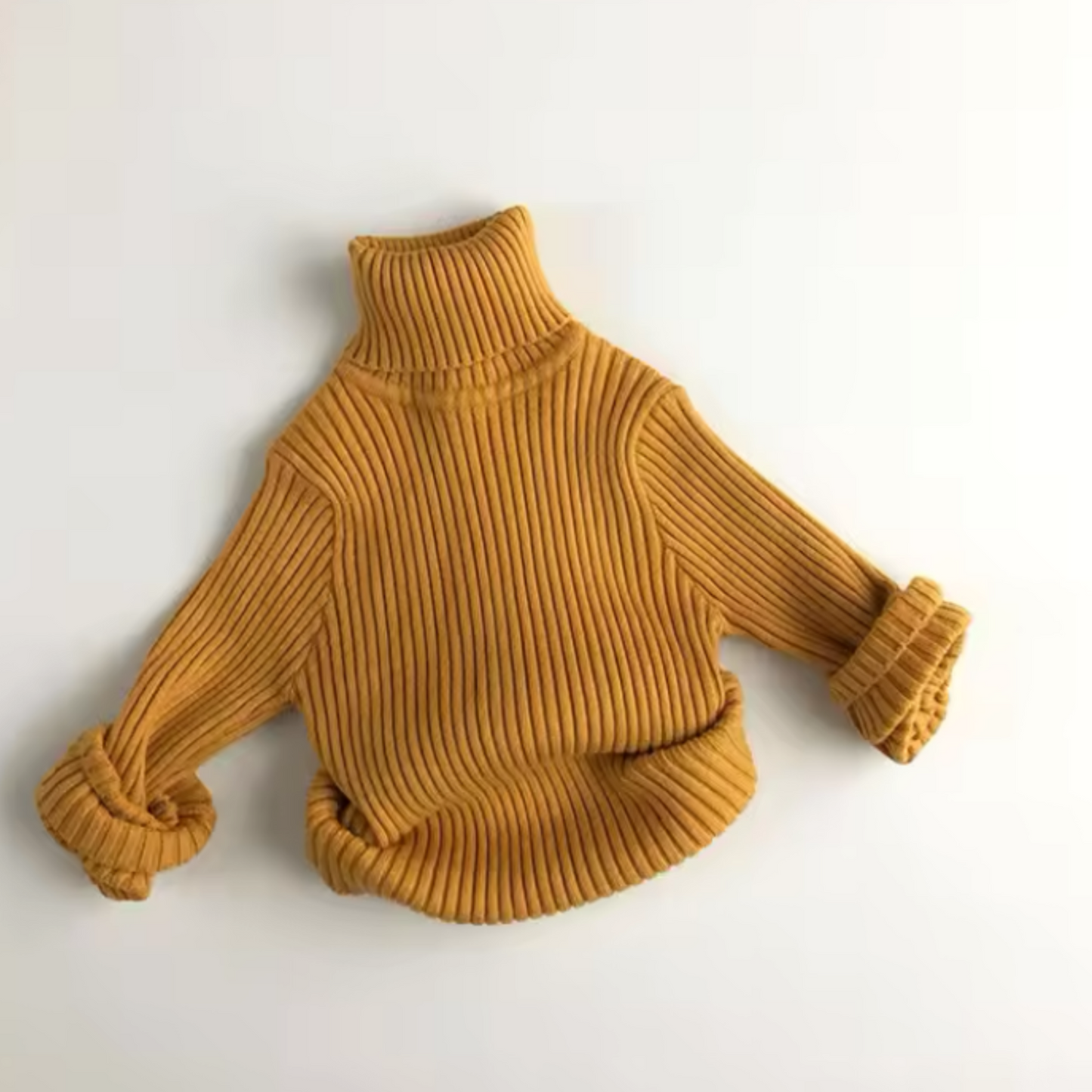 Knitted pullover turtle neck